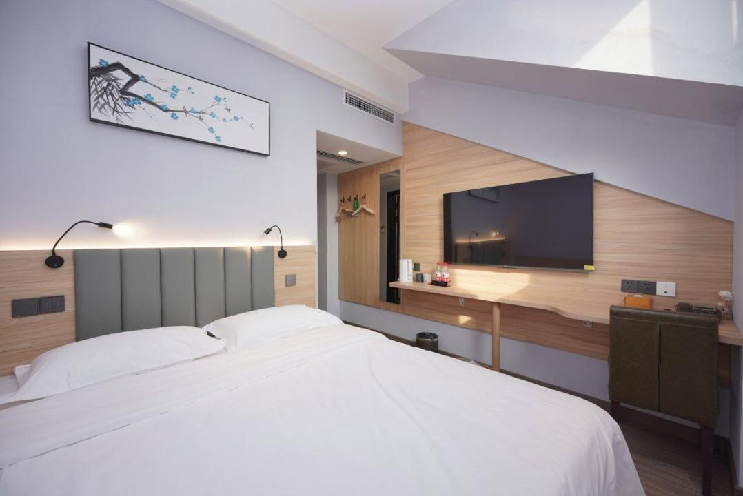 Beijing Dongdan Hotel Near Wangfujing Street,Tian'Anmen Square,The Forbidden City,Free Self-Service Laundry Room Dış mekan fotoğraf