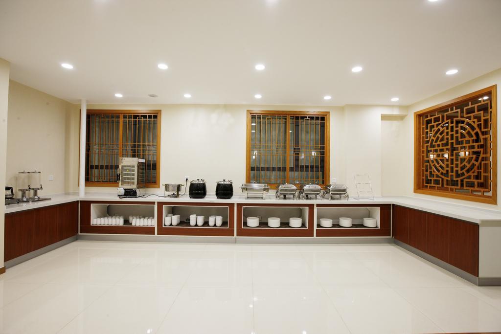 Beijing Dongdan Hotel Near Wangfujing Street,Tian'Anmen Square,The Forbidden City,Free Self-Service Laundry Room Dış mekan fotoğraf